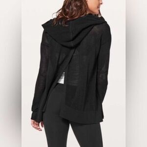 NWOT Lululemon Women’s Black Still Movement Wrap  Hooded Open Cardigan - Size 4